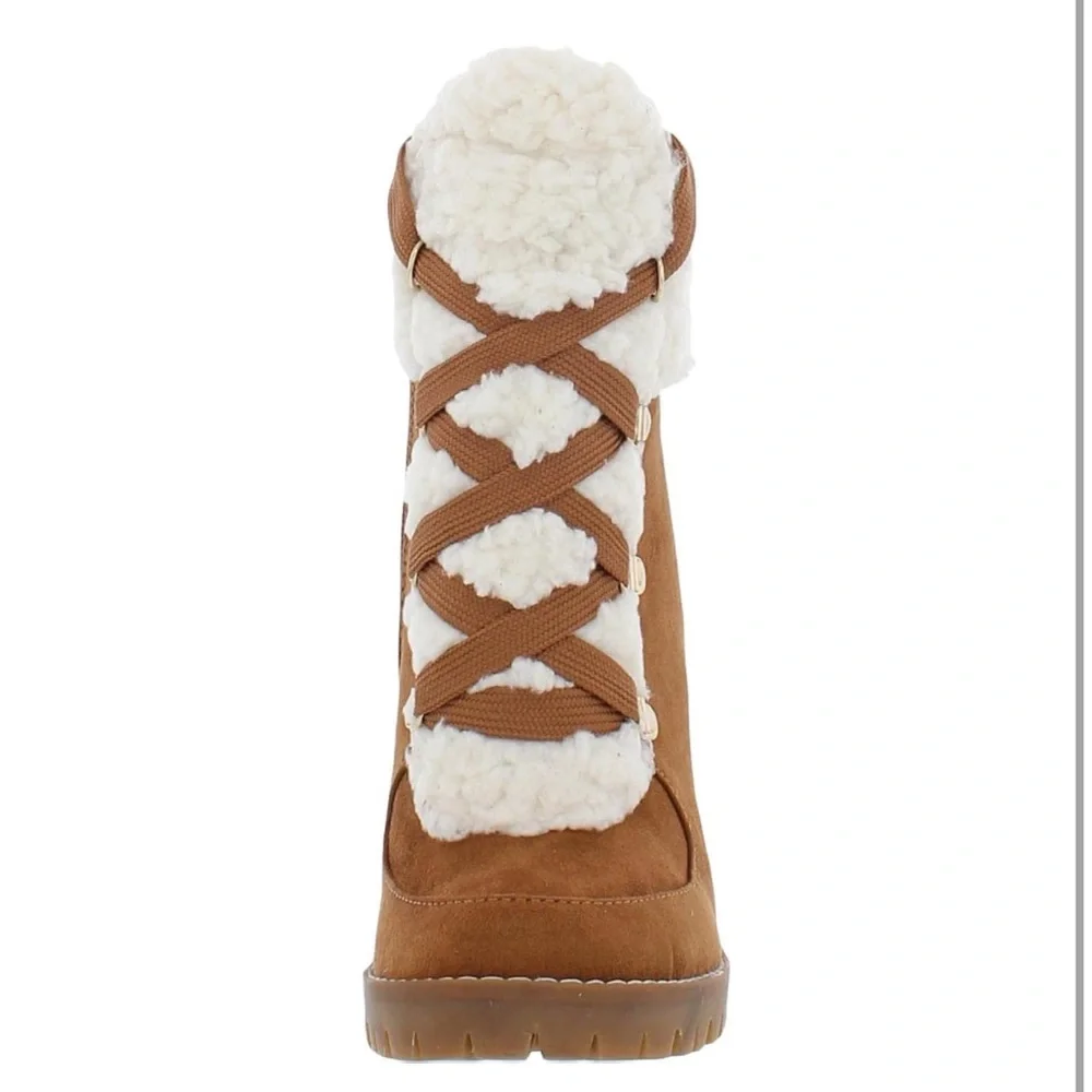 NEW BCBGeneration Palli Faux Fur‎ Booties
